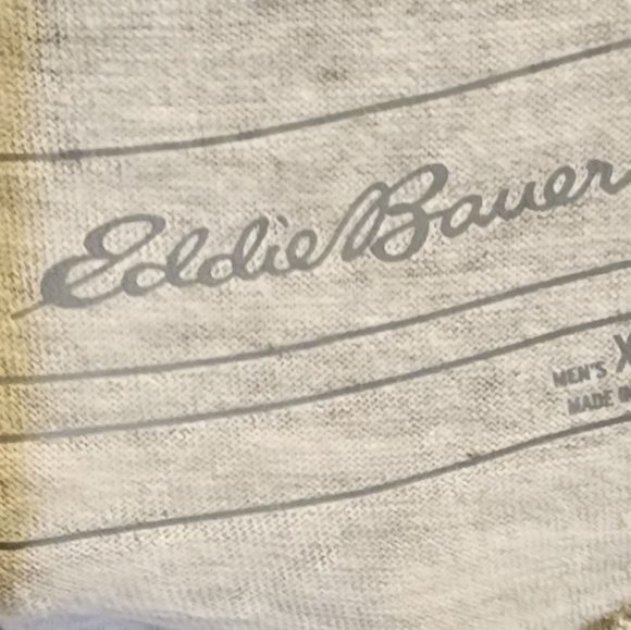 Eddie Bauer T-Shirt - Picture 2 of 2